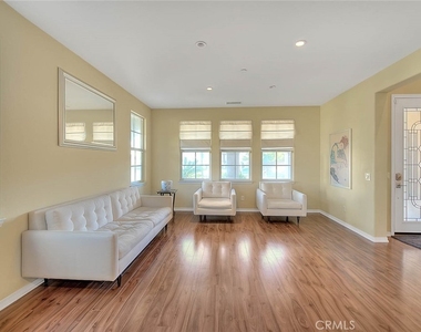 7400 Sonoma Creek Court - Photo Thumbnail 6