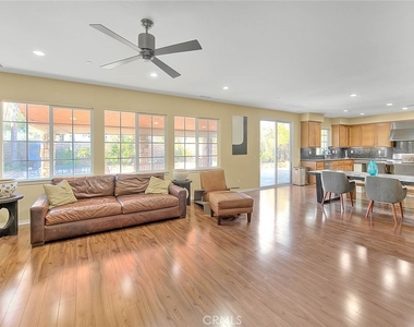 7400 Sonoma Creek Court - Photo Thumbnail 19