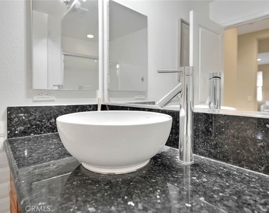 7400 Sonoma Creek Court - Photo Thumbnail 49