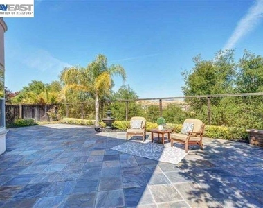 4540 Sweetgale Dr - Photo Thumbnail 25