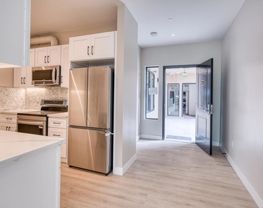 4202 Telegraph Ave - Photo Thumbnail 19