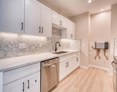 4202 Telegraph Ave - Photo Thumbnail 5