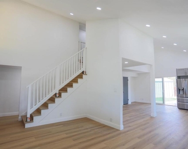 3330 Claudia Drive - Photo Thumbnail 15