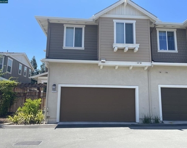 777 Country Club Dr - Photo Thumbnail 22
