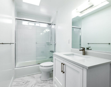 8718 Rosewood Avenue - Photo Thumbnail 32