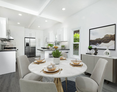 8718 Rosewood Avenue - Photo Thumbnail 4