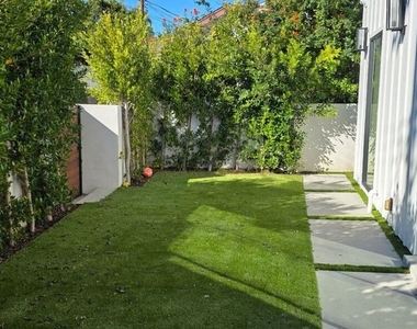 3021 Stanford Avenue - Photo Thumbnail 1