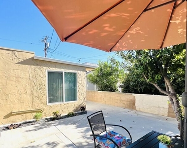 1056 Winchester Avenue - Photo Thumbnail 4