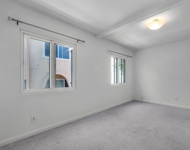 8025 Redlands Street - Photo Thumbnail 21