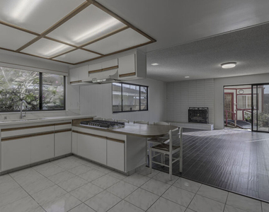 2106 W 166th Street - Photo Thumbnail 6