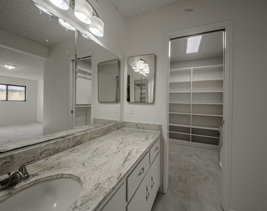 2106 W 166th Street - Photo Thumbnail 22