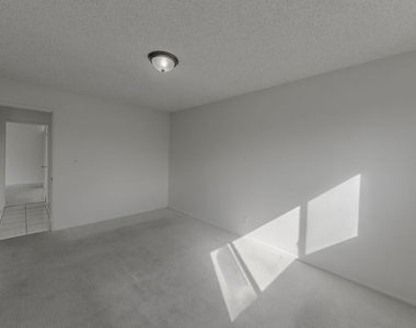 2106 W 166th Street - Photo Thumbnail 32