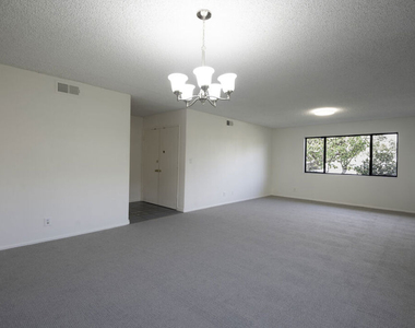2106 W 166th Street - Photo Thumbnail 2