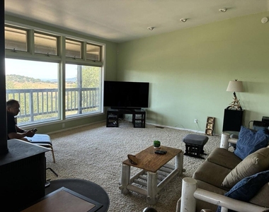 3255 Pine Hills - Photo Thumbnail 5