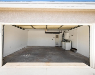3609 Nassau - Photo Thumbnail 27