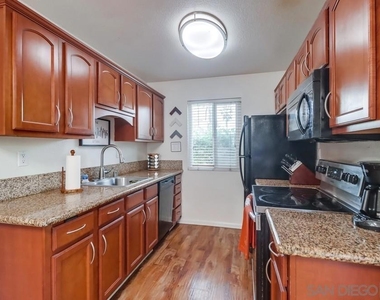4473 Home Ave - Photo Thumbnail 9