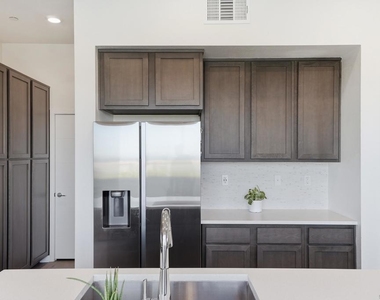 2014 Luzon Ln - Photo Thumbnail 10