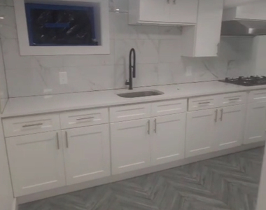 232nd St.  Laurelton Jamaica queens Apartment - Photo Thumbnail 9