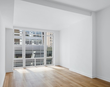 1050 6th Avenue - Photo Thumbnail 2