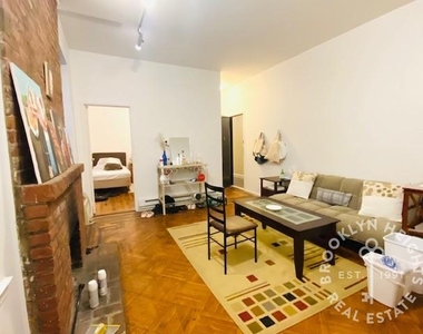 211 Clinton St. - Photo Thumbnail 3