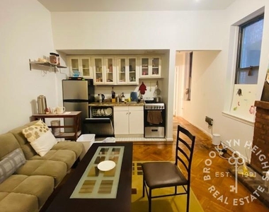 211 Clinton St. - Photo Thumbnail 2