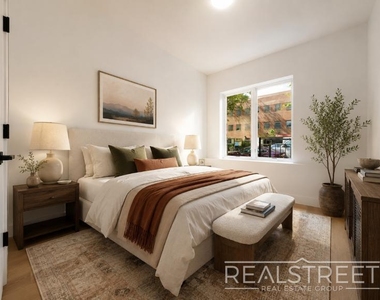 1260 Prospect Place - Photo Thumbnail 5