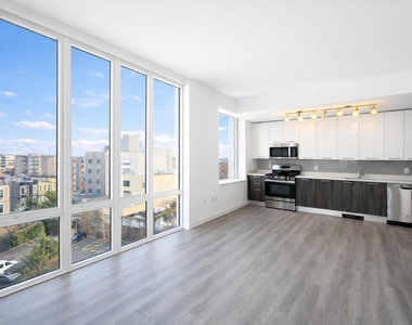 1524 Sheepshead Bay Road - Photo Thumbnail 3