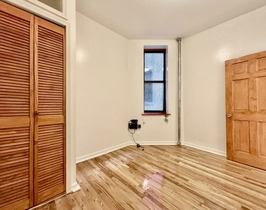 3135 Broadway - Photo Thumbnail 3