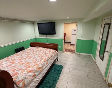 14730 Huxley Street - Photo Thumbnail 4