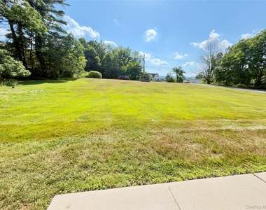709 Bloomingburg Road - Photo Thumbnail 18