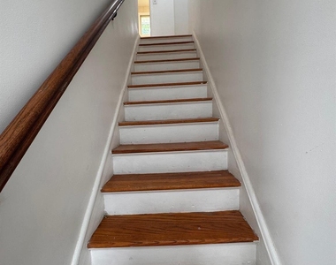 46 N Gilmore Boulevard - Photo Thumbnail 4