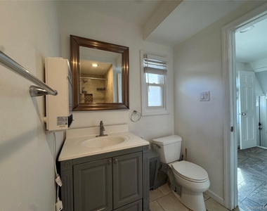267 Plainfield Avenue - Photo Thumbnail 7