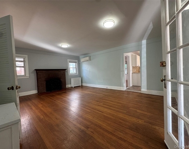 267 Plainfield Avenue - Photo Thumbnail 13