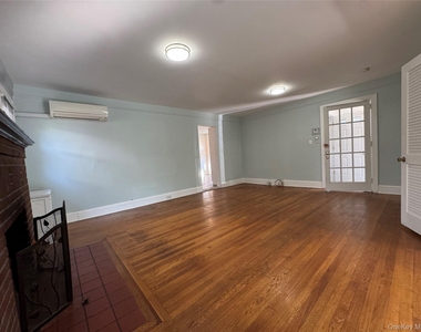 267 Plainfield Avenue - Photo Thumbnail 14