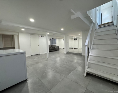 267 Plainfield Avenue - Photo Thumbnail 1