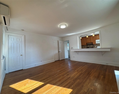 267 Plainfield Avenue - Photo Thumbnail 13