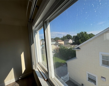 267 Plainfield Avenue - Photo Thumbnail 21