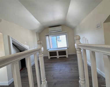267 Plainfield Avenue - Photo Thumbnail 29
