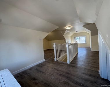 267 Plainfield Avenue - Photo Thumbnail 17