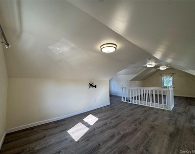 267 Plainfield Avenue - Photo Thumbnail 26