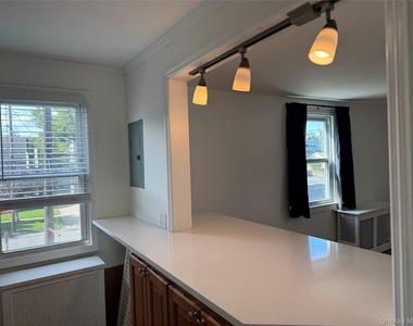 267 Plainfield Avenue - Photo Thumbnail 28