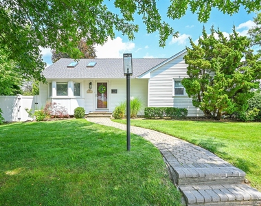 5 Cheshire Avenue - Photo Thumbnail 1