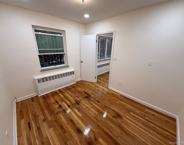 4622 59th Street - Photo Thumbnail 14