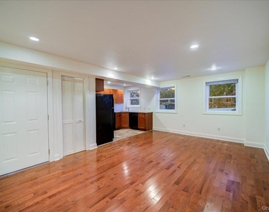 308 Main Street - Photo Thumbnail 3