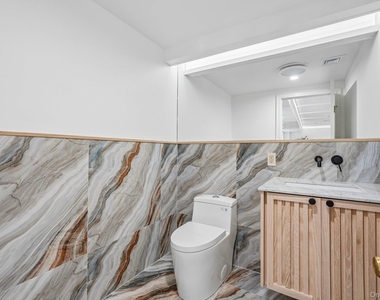 1707 Marie Lane - Photo Thumbnail 27