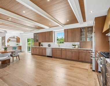 1707 Marie Lane - Photo Thumbnail 8