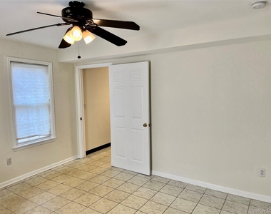 109 Main Street - Photo Thumbnail 1