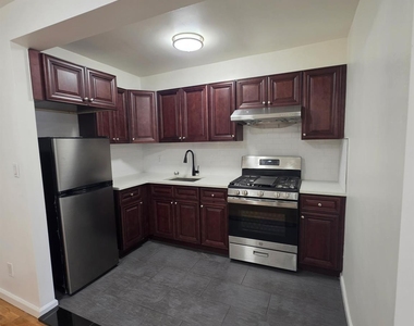 4125 Kissena Boulevard - Photo Thumbnail 4