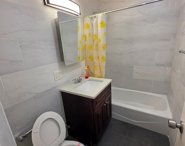 4125 Kissena Boulevard - Photo Thumbnail 5