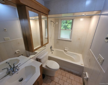 124 Forshay Road - Photo Thumbnail 14